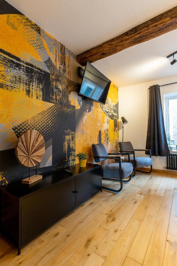 Ardenne Bnb Gite Urbain Avec Terrasse Marche-en-Famenne Εξωτερικό φωτογραφία